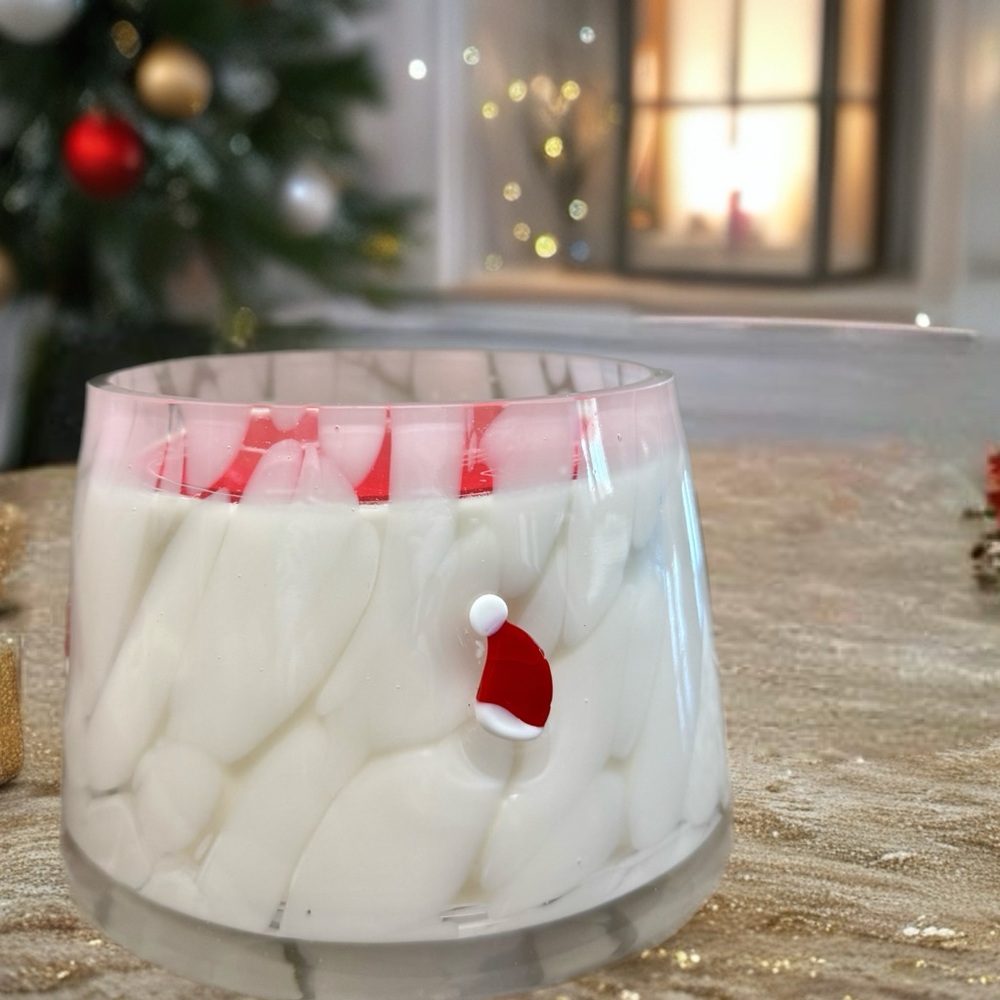 NEW! MARTHA STEWART Lrg. Christmas Stocking design 16.75 oz. Murano~like Candle - Picture 8 of 10